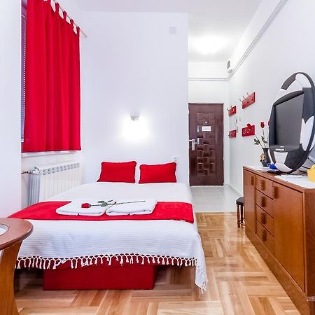 Studio Saint Sava Belgrade Bilik gambar