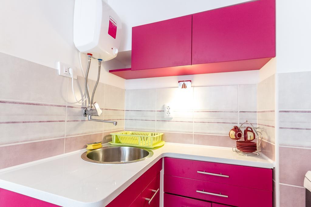 Studio Saint Sava Belgrade Bilik gambar